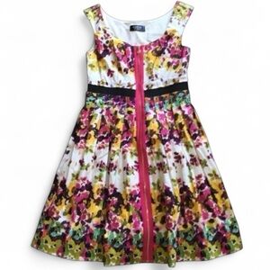 Guess cotton floral front skater style pleats zip dress size 4